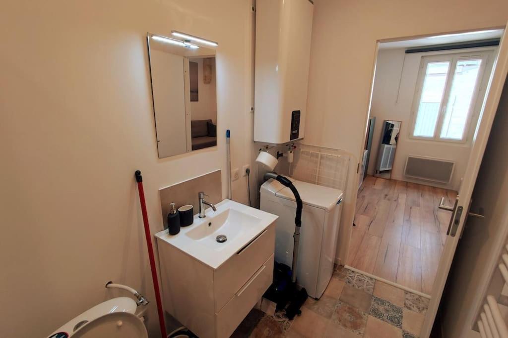 Studio Arthur - Centre-Ville - Wifi - Cosy Авиньон Екстериор снимка